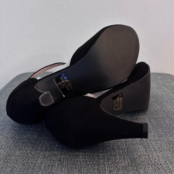 Chase + Chloe Black T-Strap Mary Janes - Picture 4 of 7